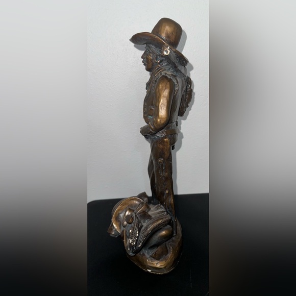 Ceramic Cowboy Statue - Picture 3 of 6